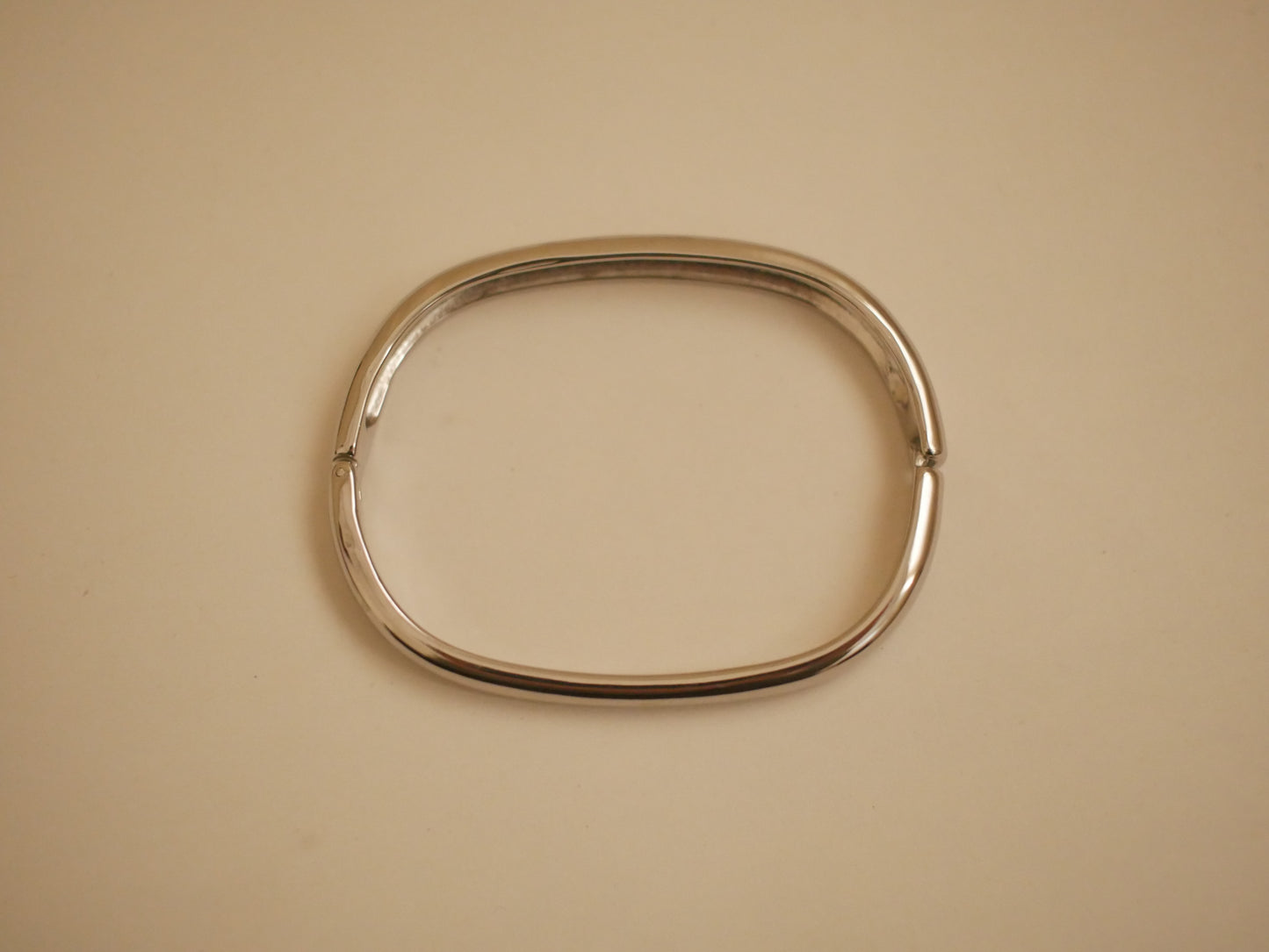 Bracelet Élégance en Acier Inoxydable - LYDIA
