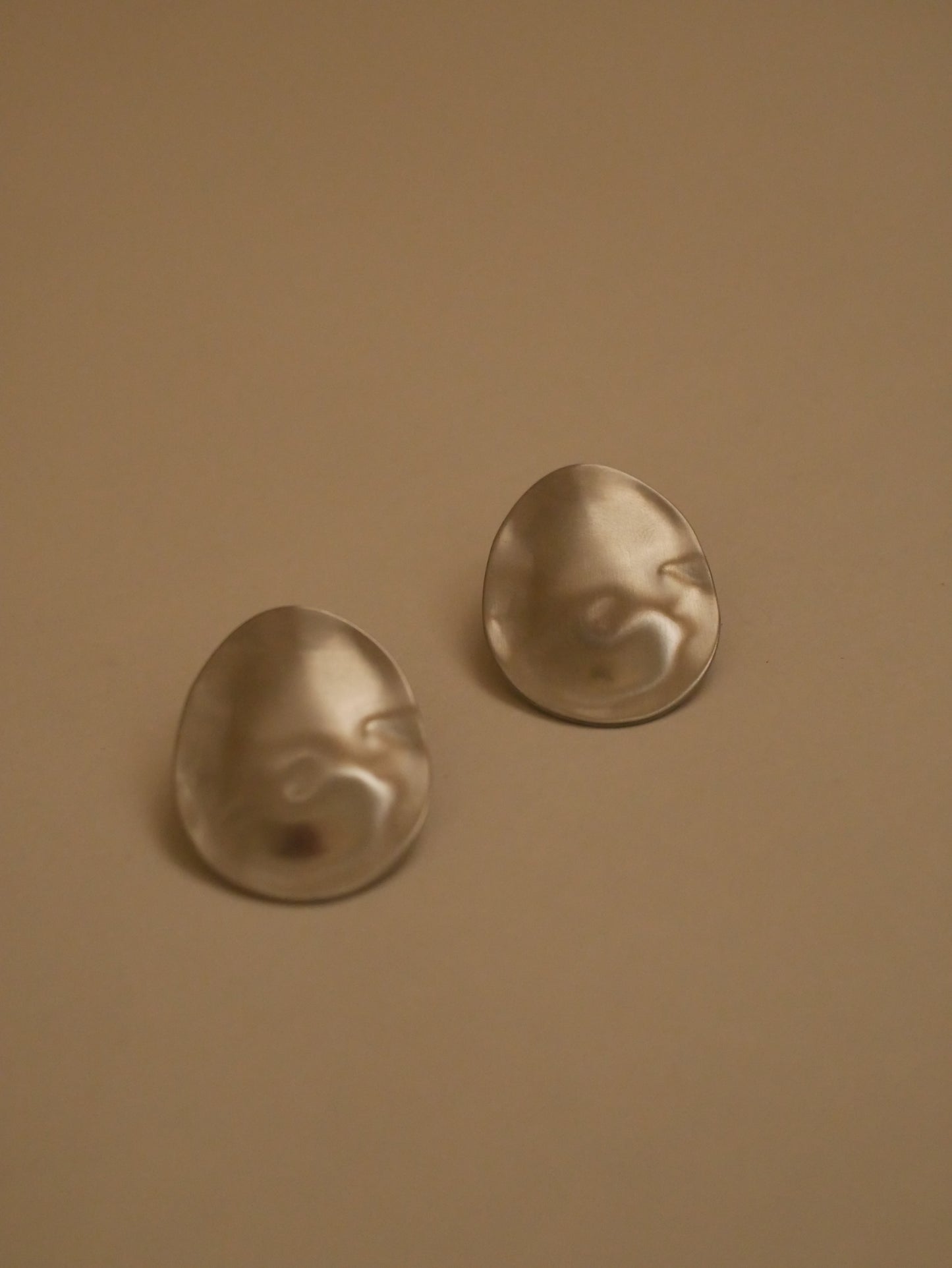 Boucles d’Oreilles Galet Argenté en Acier Inoxydable - LYDIA