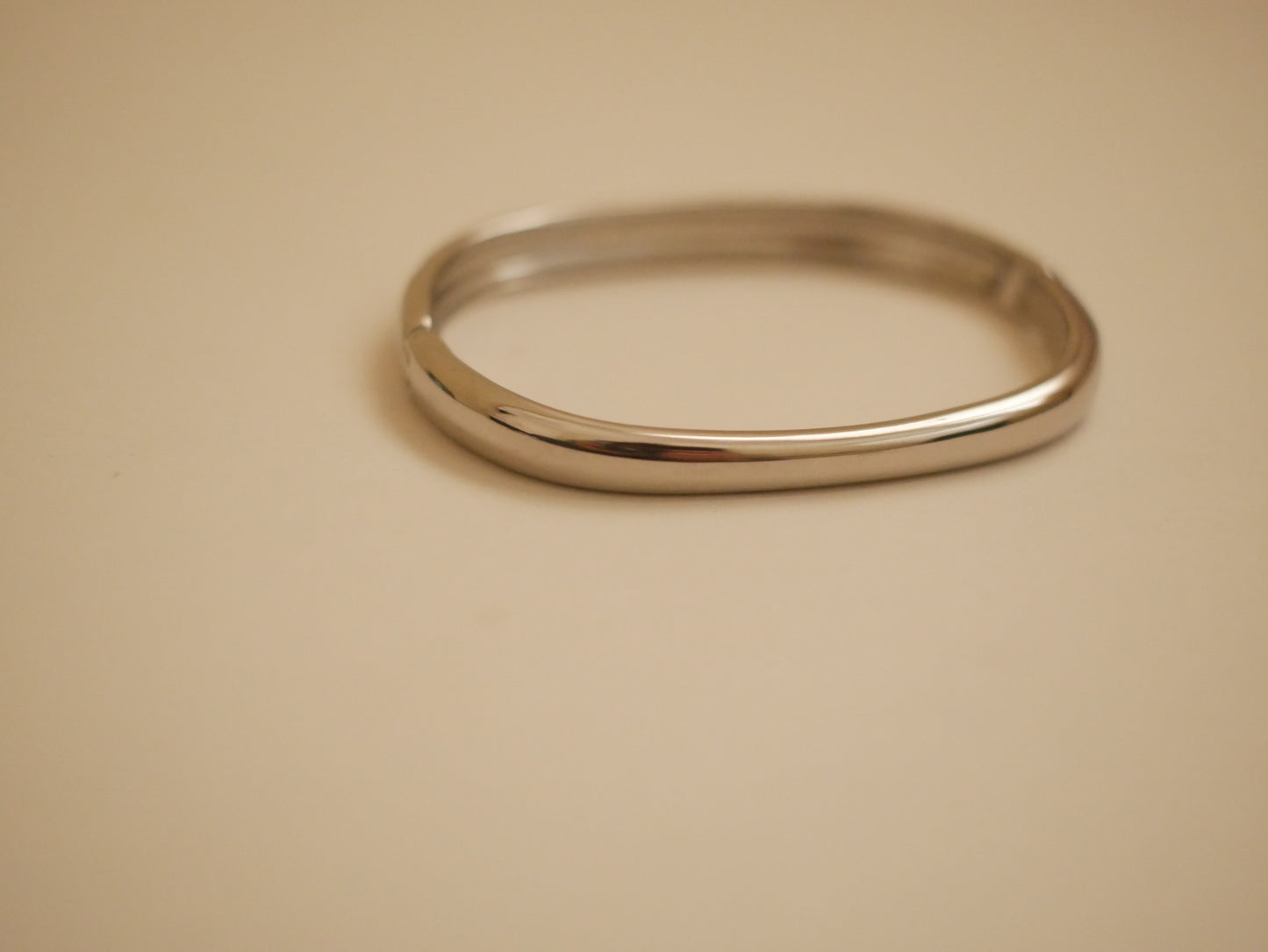 Bracelet Élégance en Acier Inoxydable - LYDIA